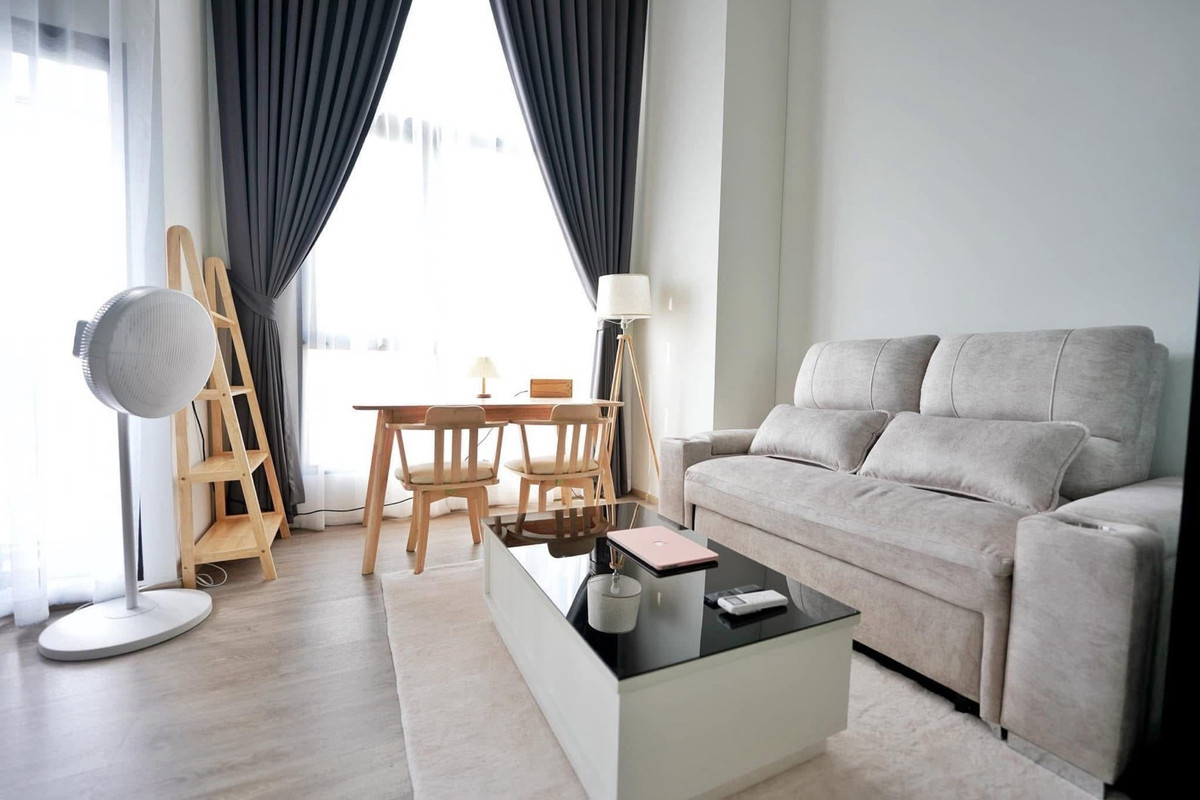 For RentCondoRattanathibet, Sanambinna : ⚜️FOR RENT Duplex, large room, ready to move in❗️
CONDO ORIGIN plug&play nonthaburi    
🚆 Near Mrt Nonthaburi 1