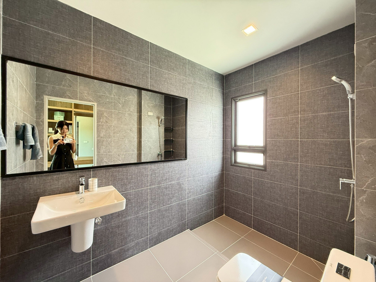 ขายบ้านนนทบุรี บางใหญ่ บางบัวทอง : บางกอก บูเลอวาร์ด เวสต์เกต ขายบ้านตัวอย่าง หลังใหญ่ พร้อมเฟอร์นิเจอร์ทุกชิ้น ที่ดิน 88.2 ตร.ว