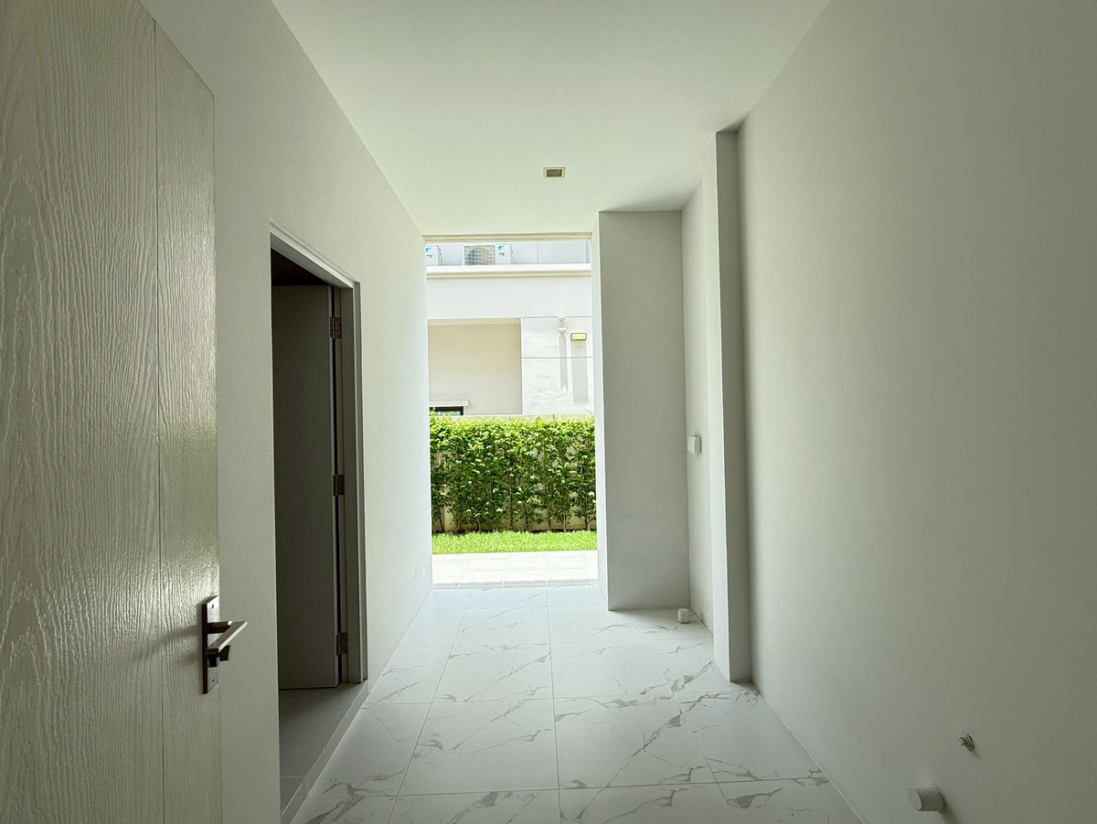 ขายบ้านนนทบุรี บางใหญ่ บางบัวทอง : บางกอก บูเลอวาร์ด เวสต์เกต ขายบ้านตัวอย่าง หลังใหญ่ พร้อมเฟอร์นิเจอร์ทุกชิ้น ที่ดิน 88.2 ตร.ว