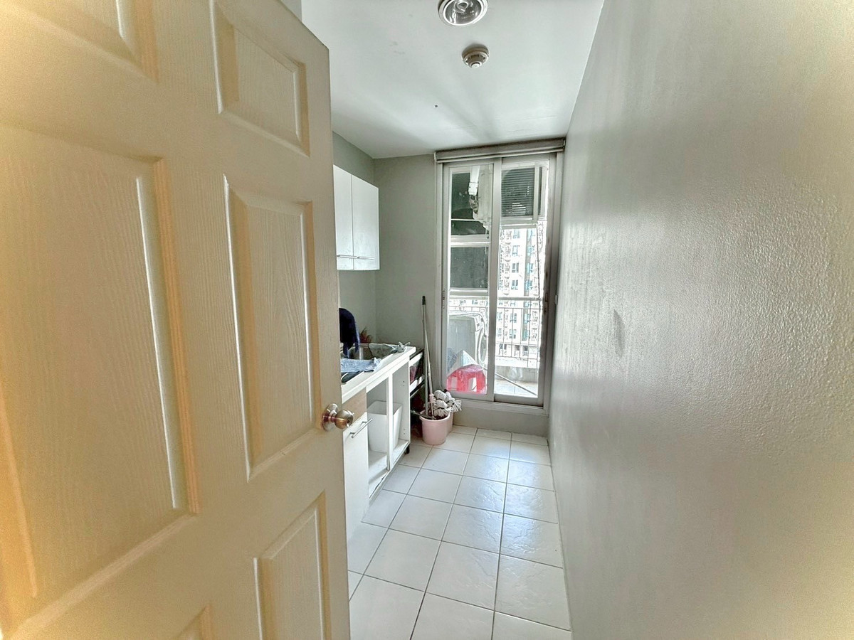 ให้เช่าคอนโดรัชดา ห้วยขวาง : ถูกที่สุด 🔥 2 ห้องนอน 65 ตร. เพียง 25,000 เท่านั้น !📞 ติดต่อ 081-152-6154 📍ติด MRT ห้วยขวาง 0 เมตร ! ห้องกว้างมากก สะใจ นัดชมได้ค่ะ