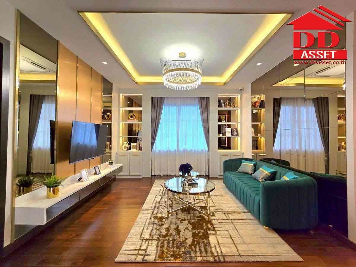 บ้านลาดกระบัง สุวรรณภูมิ : Rent / Sale Perfect Masterpiece Sukhumvit 77 Luxury House – Ready to Move In | Newly Renovated with Premium Built-in Finishes Code : H8172