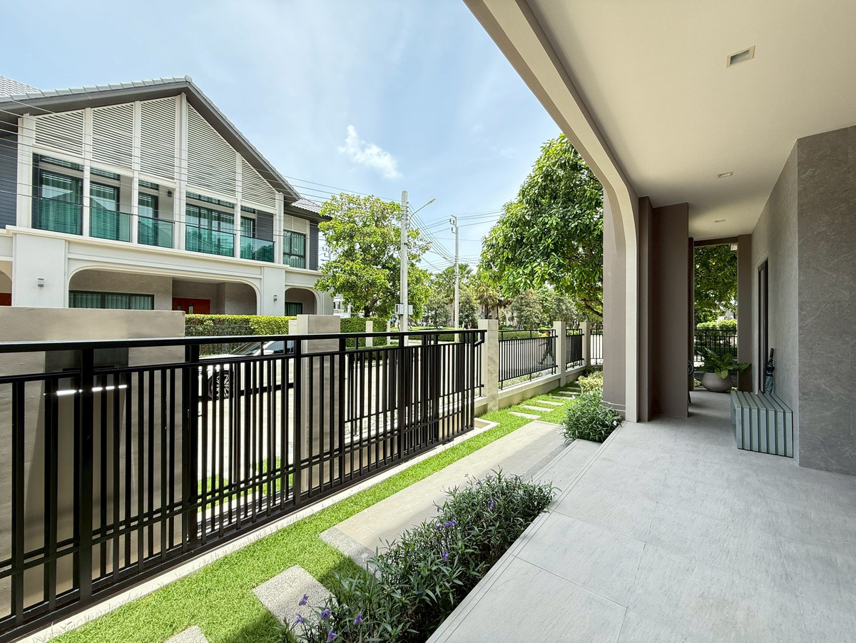 ขายบ้านนนทบุรี บางใหญ่ บางบัวทอง : บางกอก บูเลอวาร์ด เวสต์เกต ขายบ้านตัวอย่าง หลังใหญ่ พร้อมเฟอร์นิเจอร์ทุกชิ้น ที่ดิน 88.2 ตร.ว