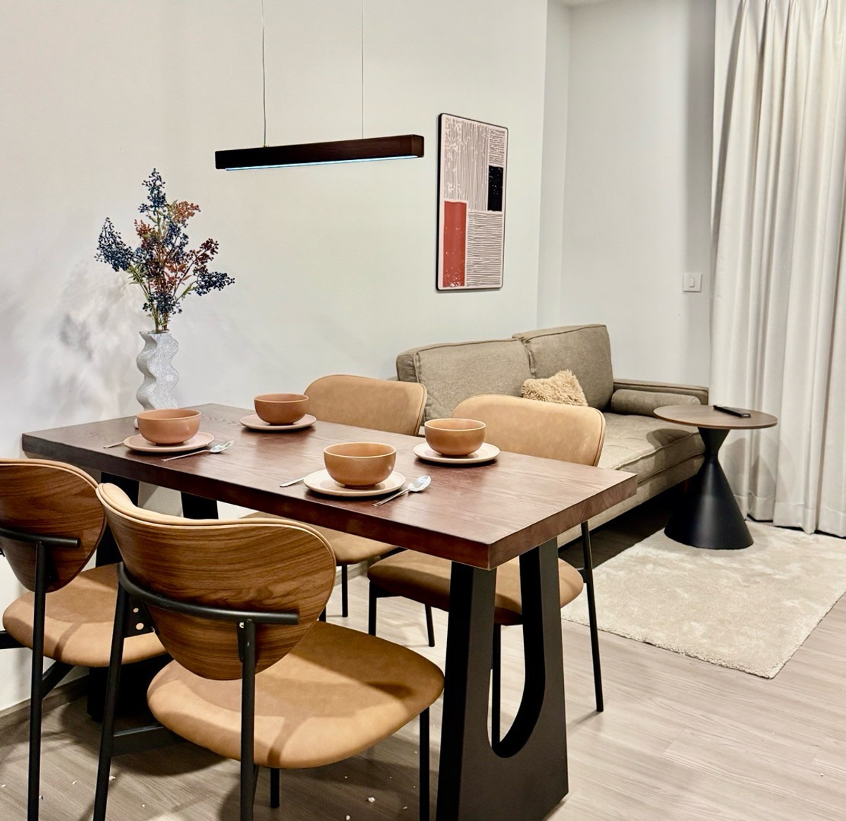 For RentCondoKhlongtoei, Kluaynamthai : For rent, 2 bedrooms, Sukhumvit-Rama 4.