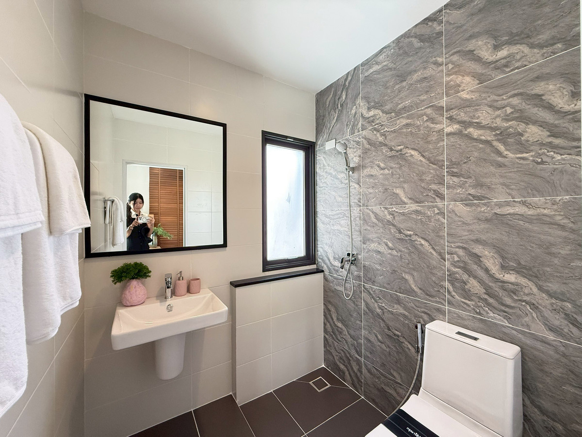 ขายบ้านนนทบุรี บางใหญ่ บางบัวทอง : บางกอก บูเลอวาร์ด เวสต์เกต ที่ดิน 65.5 ตร.ว. พร้อมเฟอร์นิเจอร์ทุกชิ้น