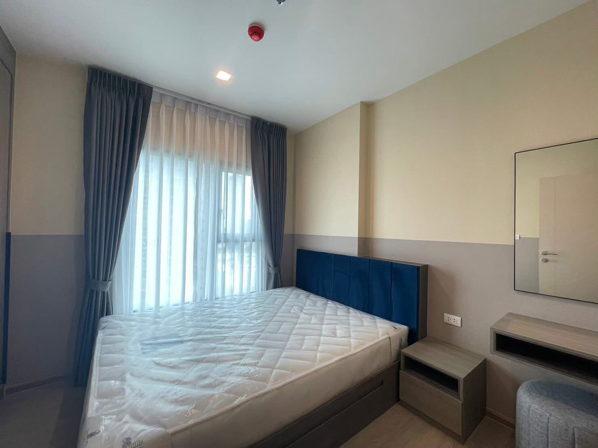 For RentCondoRama9, Petchburi, RCA : For rent – ​​The Base Phetchaburi-Thonglor Brand new corner room, fully furnished • Ready to move in! Near Thonglor (only 400 m.) Shuttle to MRT and BTS every hour (free!)