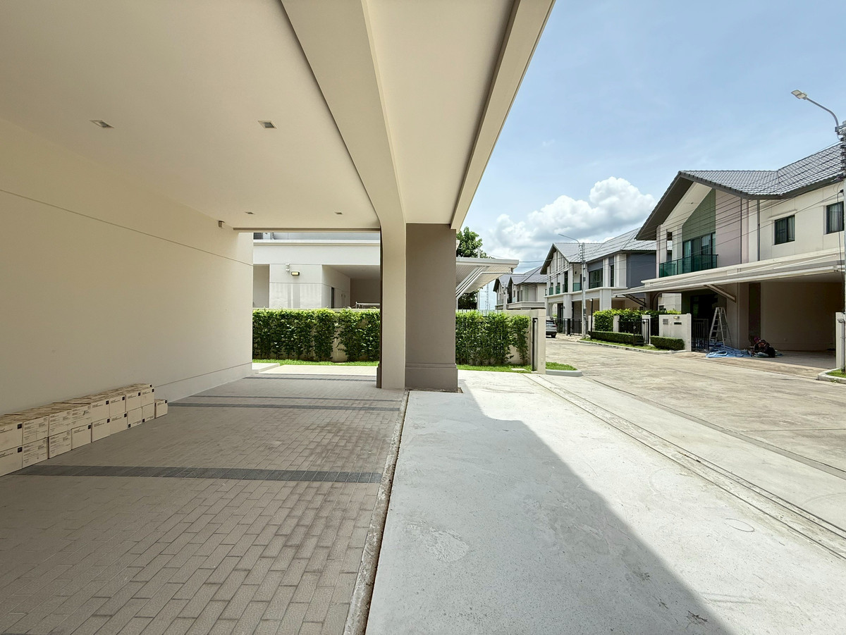 ขายบ้านนนทบุรี บางใหญ่ บางบัวทอง : บางกอก บูเลอวาร์ด เวสต์เกต ขายบ้านตัวอย่าง หลังใหญ่ พร้อมเฟอร์นิเจอร์ทุกชิ้น ที่ดิน 88.2 ตร.ว