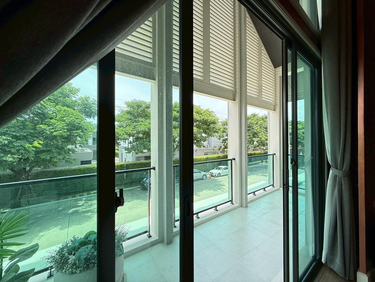 ขายบ้านนนทบุรี บางใหญ่ บางบัวทอง : บางกอกบูเลอวาร์ด เวสต์เกต ขายบ้านพร้อมเฟอร์นิเจอร์ทุกชิ้น ที่ดิน 73 ตร.ว.