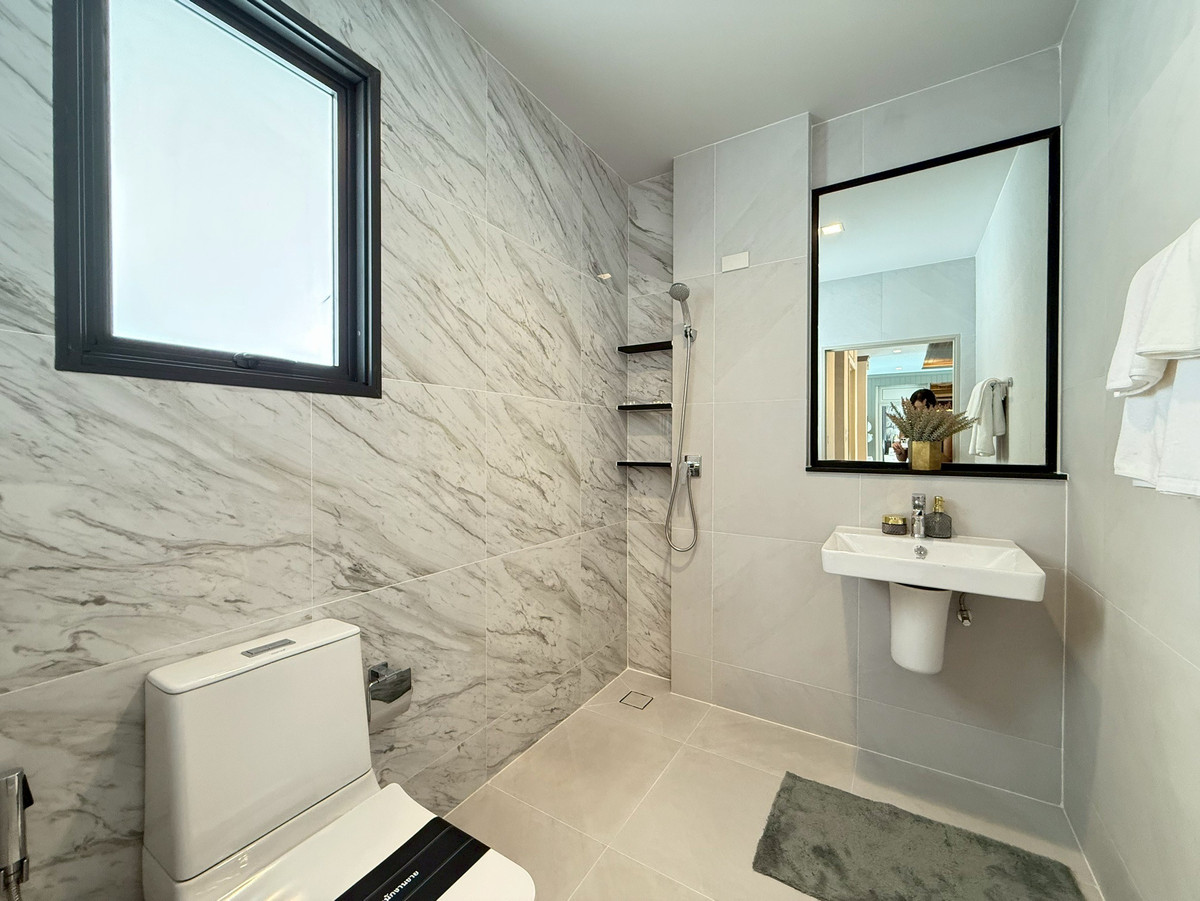 ขายบ้านนนทบุรี บางใหญ่ บางบัวทอง : บางกอกบูเลอวาร์ด เวสต์เกต ขายบ้านพร้อมเฟอร์นิเจอร์ทุกชิ้น ที่ดิน 73 ตร.ว.