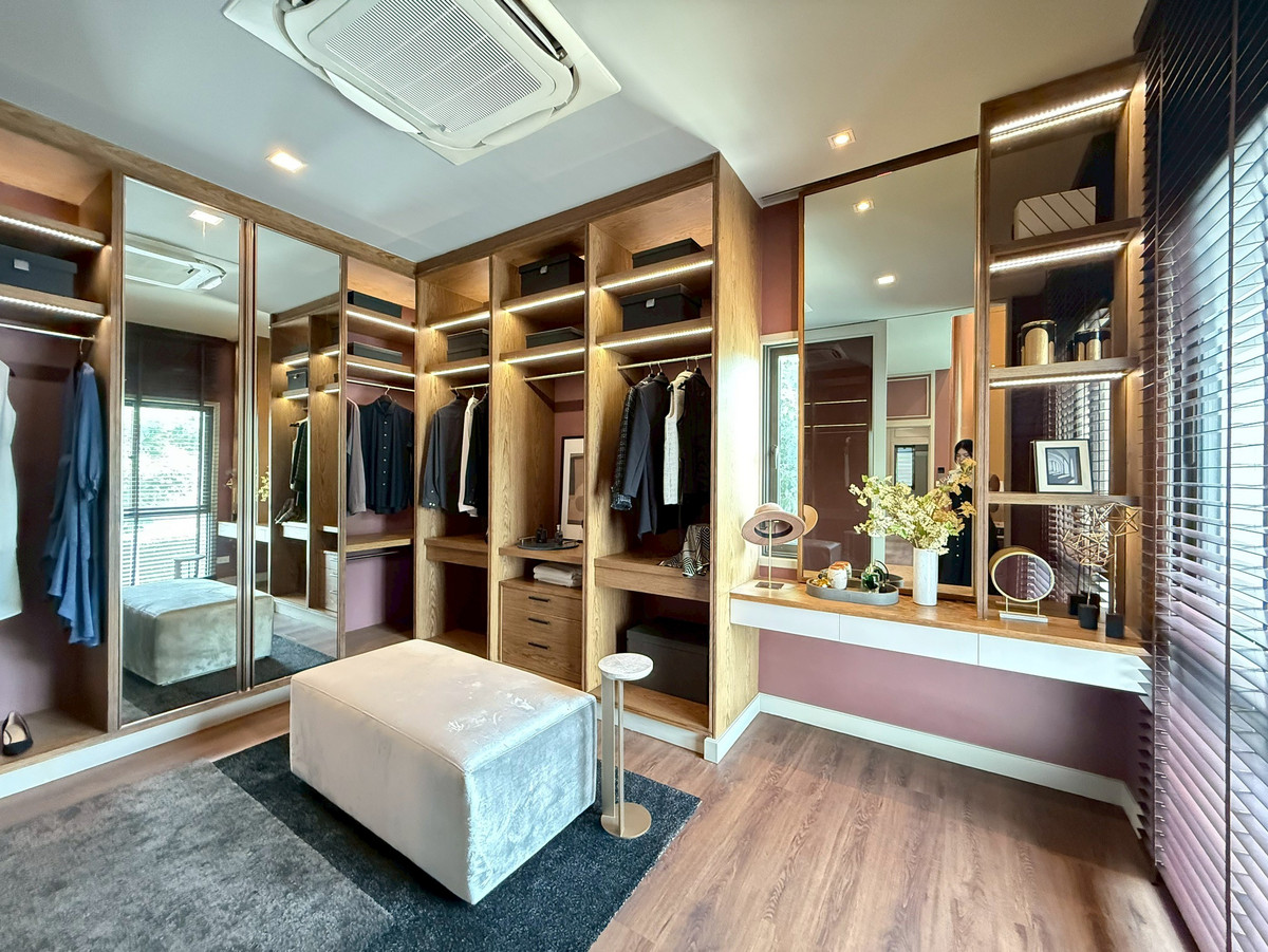 ขายบ้านนนทบุรี บางใหญ่ บางบัวทอง : บางกอกบูเลอวาร์ด เวสต์เกต ขายบ้านพร้อมเฟอร์นิเจอร์ทุกชิ้น ที่ดิน 73 ตร.ว.