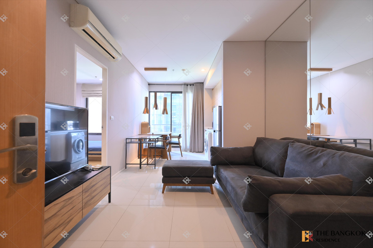 For RentCondoRama9, Petchburi, RCA : For Rent - Villa Asoke 20,000 bath/month, 1 bed 1 bath 40 sq.m. fully furnished, near MRT and Airport link - By Loft 0842824246