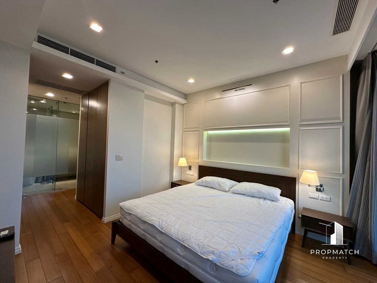 For RentCondoWongwianyai, Charoennakor : for Rent The River Condominium 138sqm. River View 80,000 baht