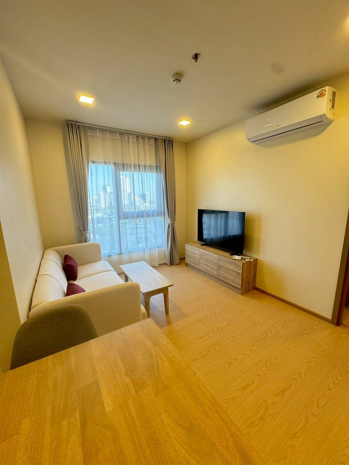 ให้เช่าคอนโดพระราม 9 เพชรบุรีตัดใหม่ RCA : 💥CP-10023💥ว่าง ให้ เช่า  เดอะ เบส เออร์เบิน พระราม 9 👉แอดไลน์ @rentbkk 