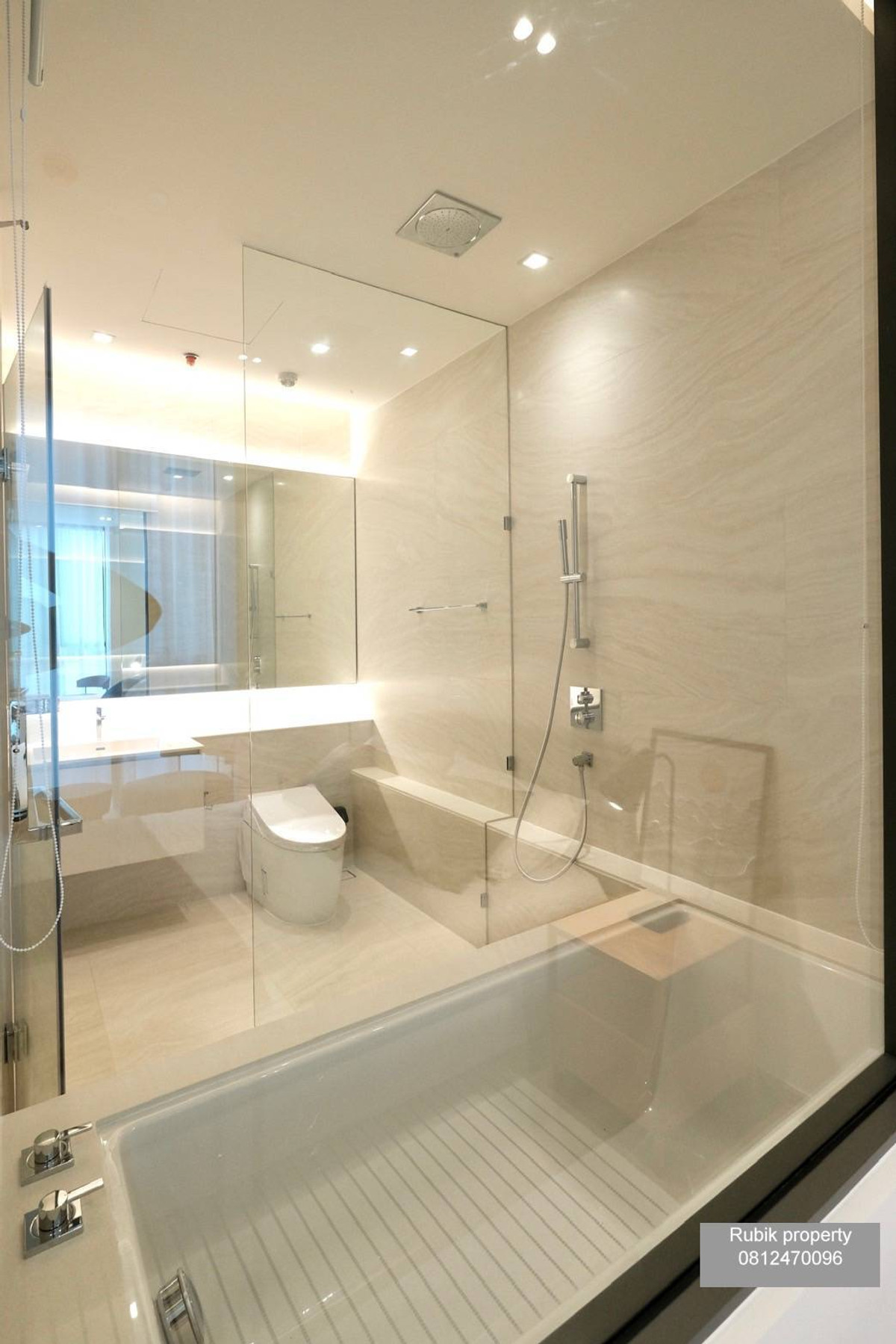 For RentCondoSukhumvit, Asoke, Thonglor : 🌟 The Strand Thonglor (BTS Thong Lor) 🌟 Ultra Luxury Living in the Heart of Thonglor ✨(RB1064)