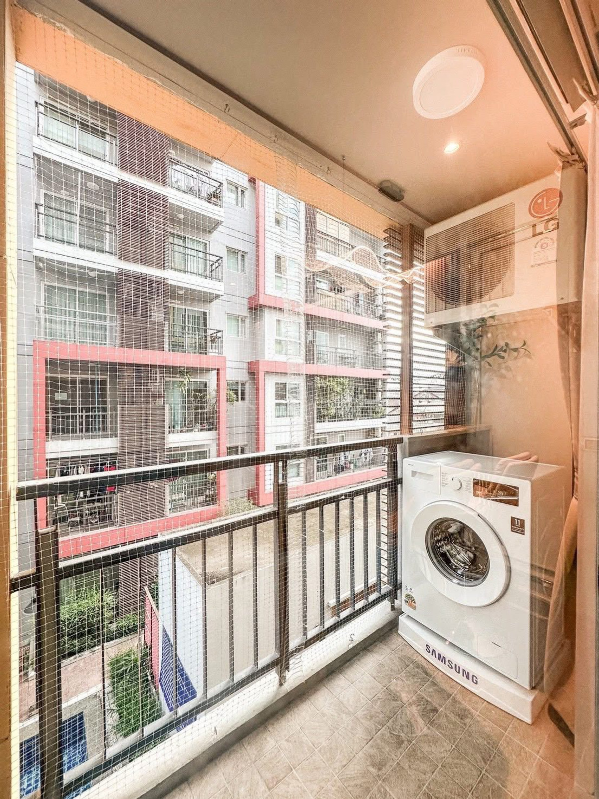 ขายคอนโดอ่อนนุช อุดมสุข : ขายลดภาระ🔥🔥คอนโดราคาพิเศษ ทำเลดี โครงการ ดิ เอสเคป สุขุมวิท 101/1 MD-26086285