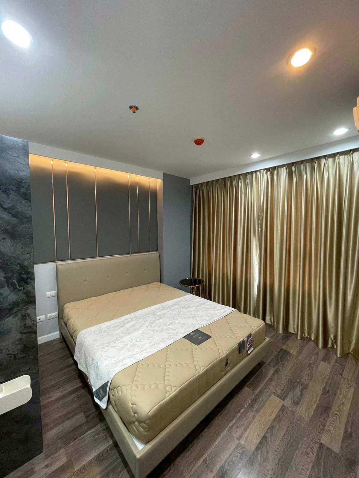 ให้เช่าคอนโดวงเวียนใหญ่ เจริญนคร : 🏠 ใกล้ ศิริราช เพียง 1 กิโลเมตร📍 ให้เช่า ดีบุรา พรานนก🔥