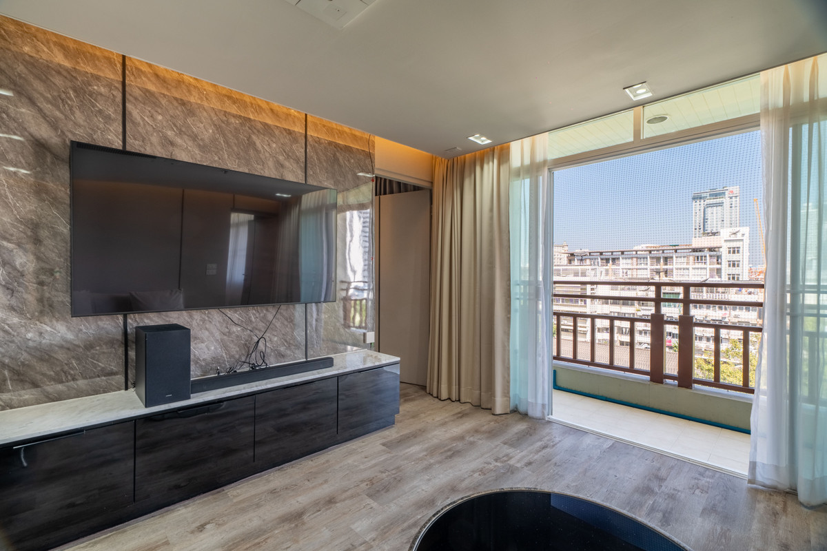 ขายคอนโด : 🔥ข้อเสนอที่ดีที่สุด!🔥 คอนโดหรู 2 ห้องนอน สีลม CBD ใกล้ BTS เซนต์หลุยส์ - U5734209