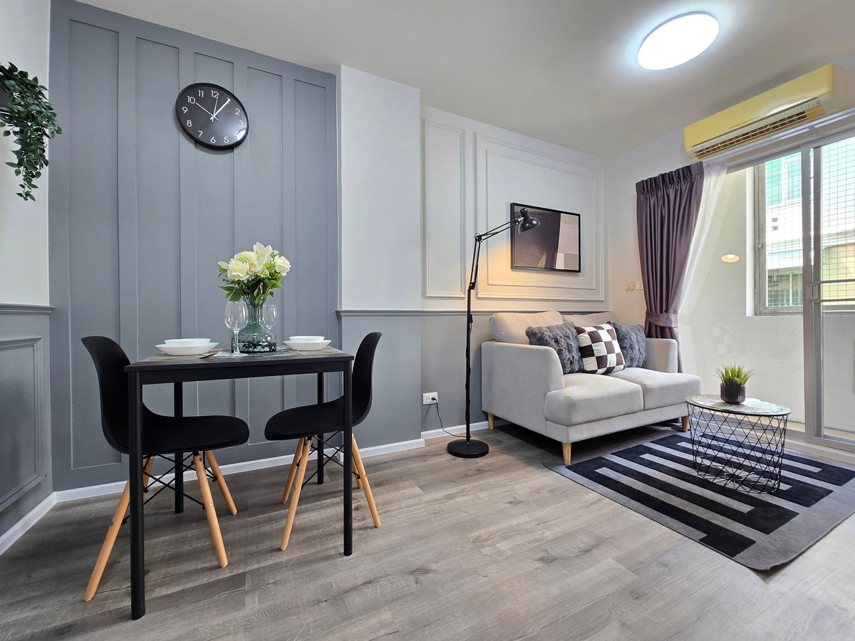 ขายคอนโดมีนบุรี-ร่มเกล้า : ขายคอนโด อัสสกาญจน์ เพลส รามคำแหง 147/2 ห้องสวย แต่งครบ ราคาดี พร้อมเข้าอยู่