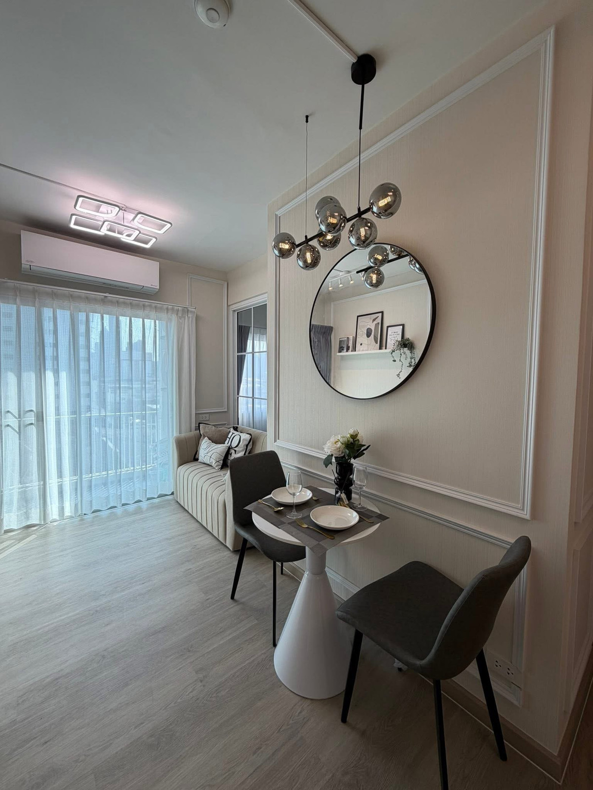 For SaleCondoRama9, Petchburi, RCA : Urgent Sale 🔥 A Space Asoke - Ratchada 🔥 Beautifully decorated and fully furnished. Near MRT Rama 9.