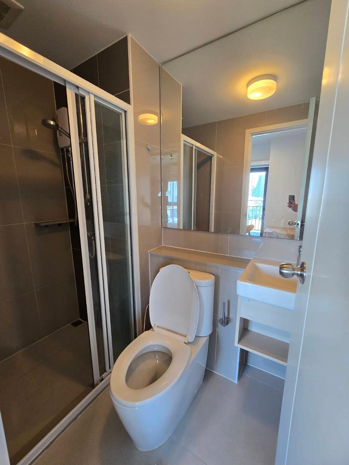 ขายคอนโดพระราม 9 เพชรบุรีตัดใหม่ RCA : ขายด่วน  คอนโด The Privacy Rama 9 **พร้อมผู้เช่า**