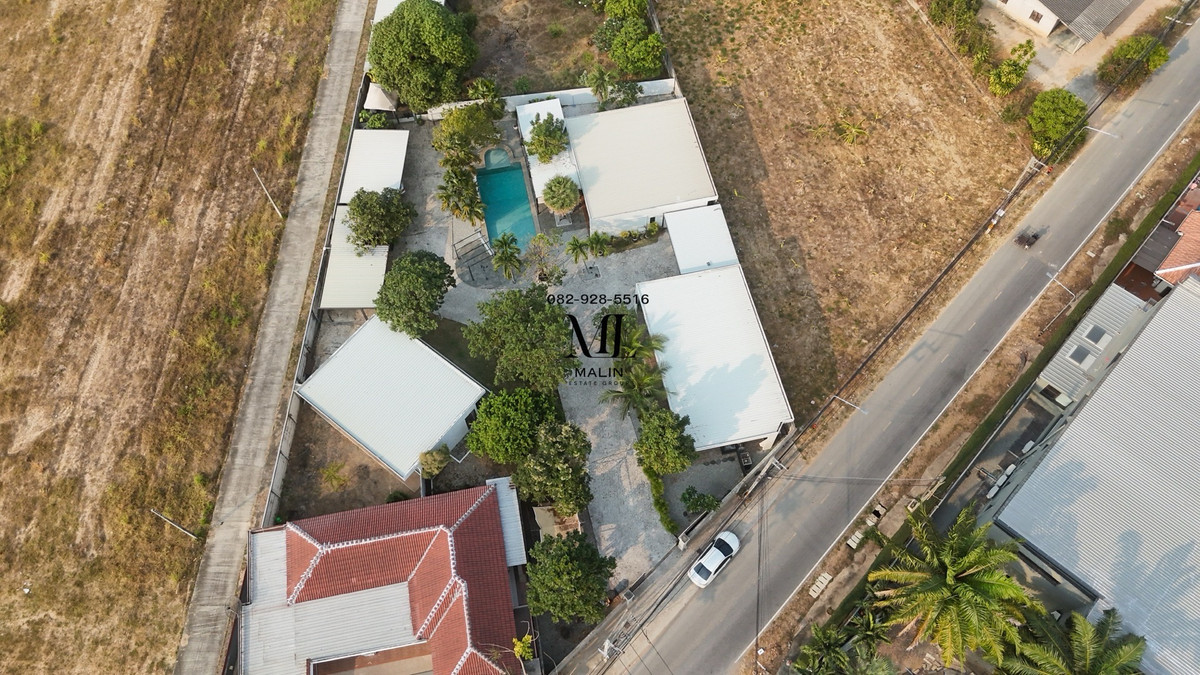 ขายกิจการโรงแรม & กิจการอพาร์ตเมนต์พัทยา บางแสน ชลบุรี สัตหีบ : พลูวิลล่าพัทยา 3 หลัง พร้อมที่ดิน อ่างเก็บน้ำมาบประชัน