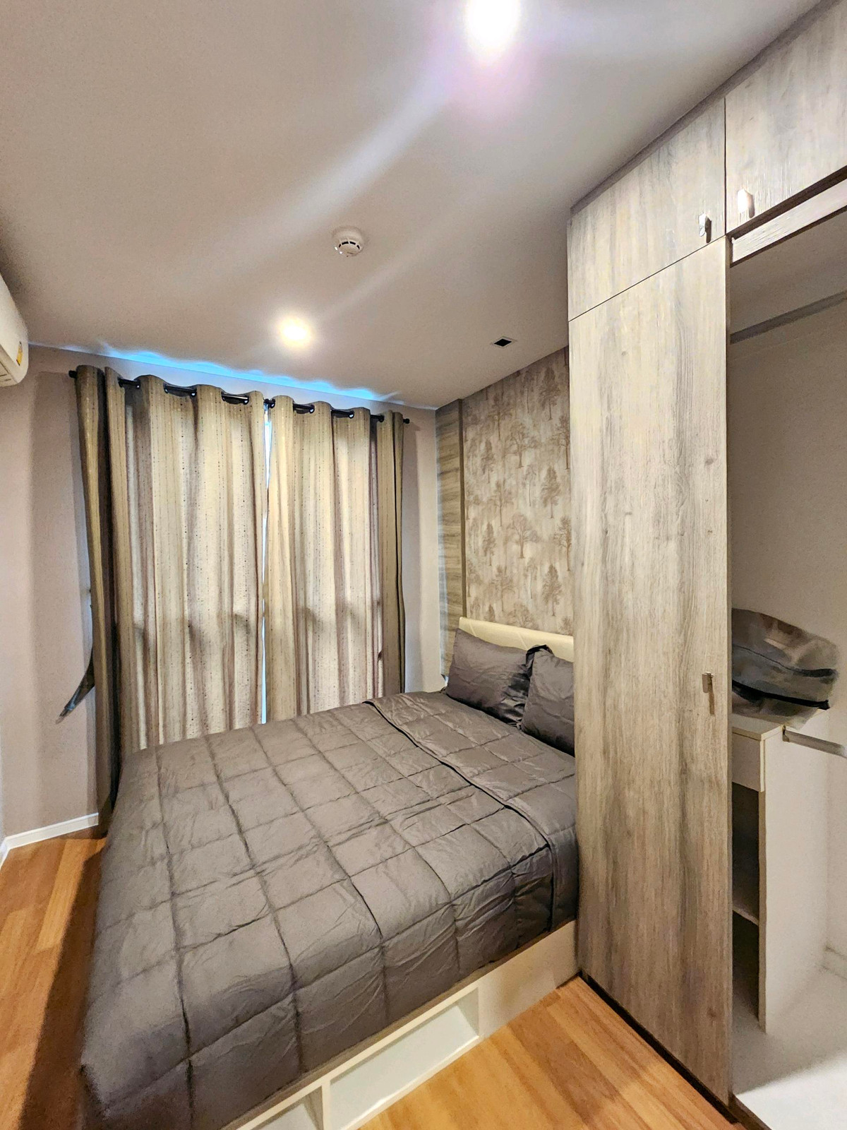 ขายคอนโดบางนา แบริ่ง ลาซาล : ✨ ขายด่วน! ลุมพินี เพลส บางนา กม.3 ✨คอนโดใหม่เอี่ยม ไม่เคยเข้าอยู่ ตกแต่งสวย บิ๊วอินครบ พร้อมอยู่ทันที ระเบียงหันหน้าทิศเหนือไม่ร้อน