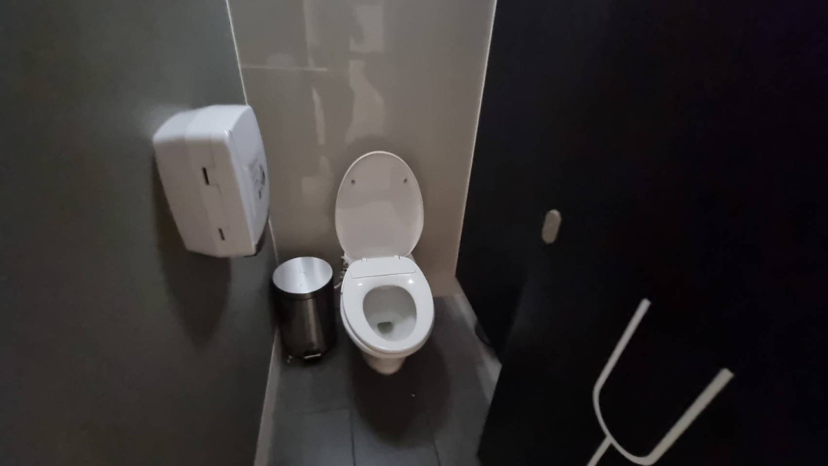 ให้เช่าสำนักงานคลองเตย กล้วยน้ำไท : ออฟฟิศให้เช่า ทำเลพระราม 4 ใกล้ MRT ศูนย์การประชุมแห่งชาติสิริกิติ์