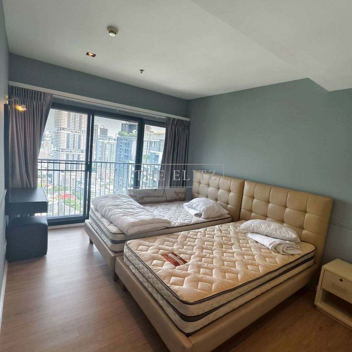 For RentCondoSukhumvit, Asoke, Thonglor : ✨ Connect every trip. Noble Remix has a Skywalk connecting directly to the building. Dont be afraid of the sun. Dont be afraid of the rain ❤️