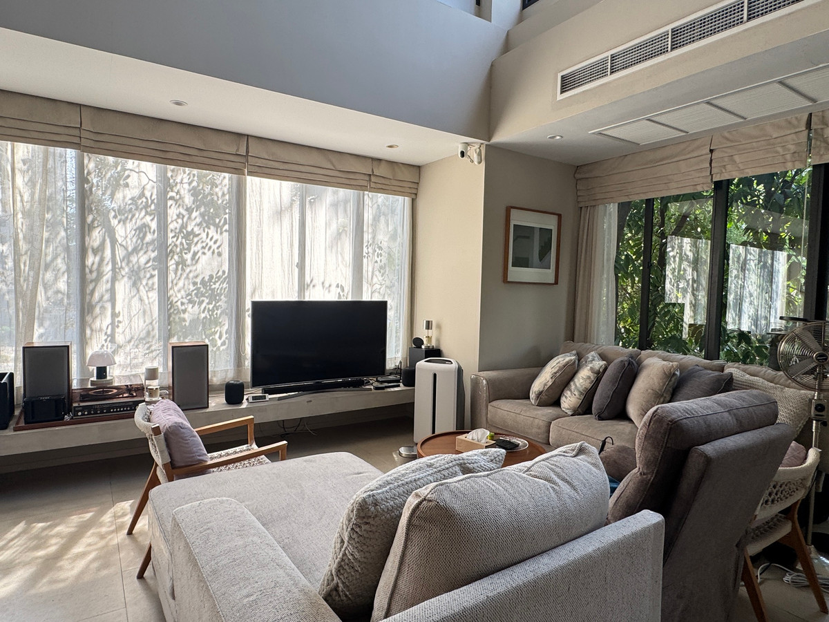 ขายลาดพร้าว เซ็นทรัลลาดพร้าว : 👑👑ขายบ้านแฝด 4 ชั้น ทำเลดีมาก ใกล้ทางด่วนวิภาวดี  4 ห้องนอน 👑👑