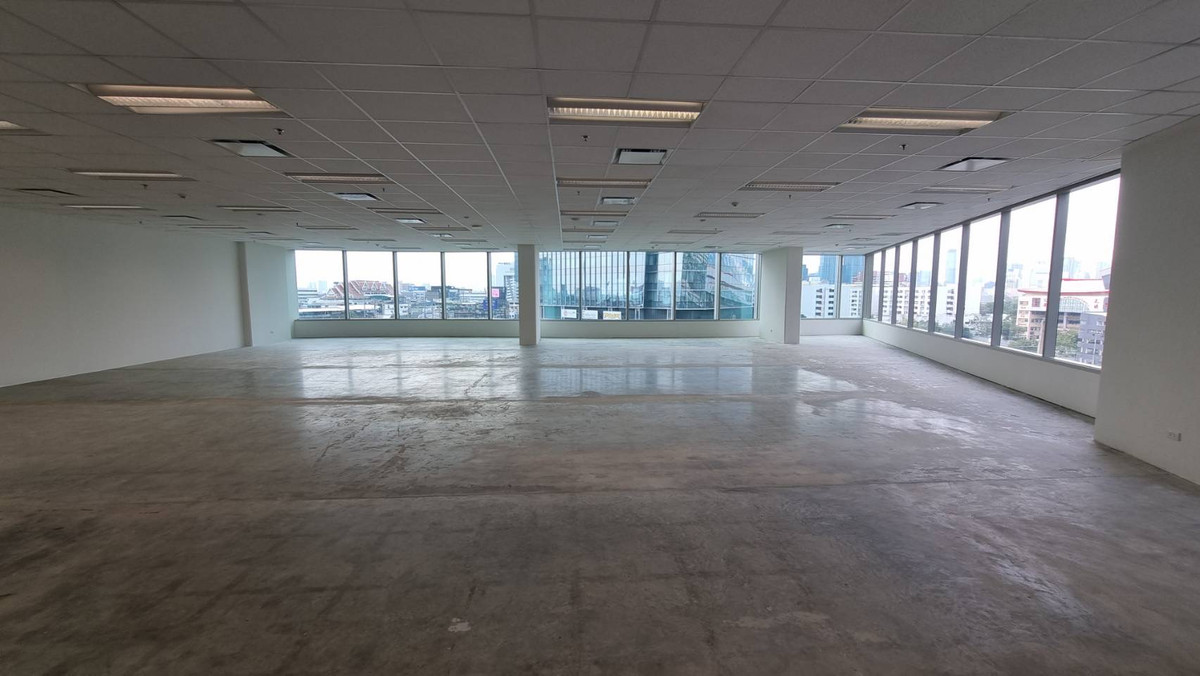 For RentOfficeKhlongtoei, Kluaynamthai : Office Space for Rent – Rama 4 Area Near MRT Queen Sirikit National Convention Centre