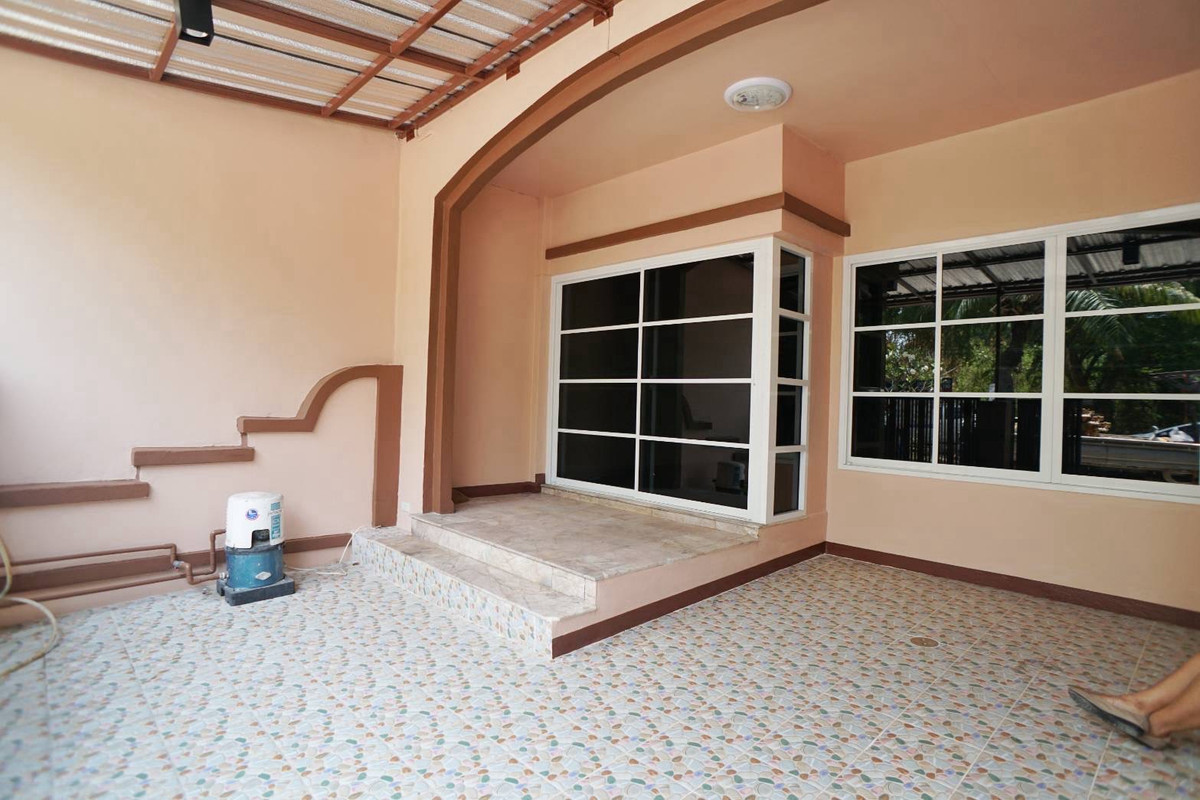 ขายโฮมออฟฟิศเลียบทางด่วนรามอินทรา : ขายโฮมออฟฟิศ 4ชั้น ซอยประดิษฐ์มนูธรรม10 เรียบด่วนเอกมัยรามอินทรา เยื้องเซ็นทรัลอีสต์วิลล์ 350ตารางเมตร