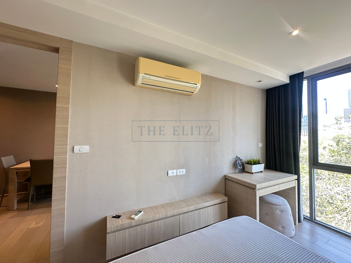 For RentCondoSilom, Saladaeng, Bangrak : ✨ Private Oasis ✨ Klass Silom, small units, not chaotic, quiet atmosphere like being at home in the heart of the city 🎉