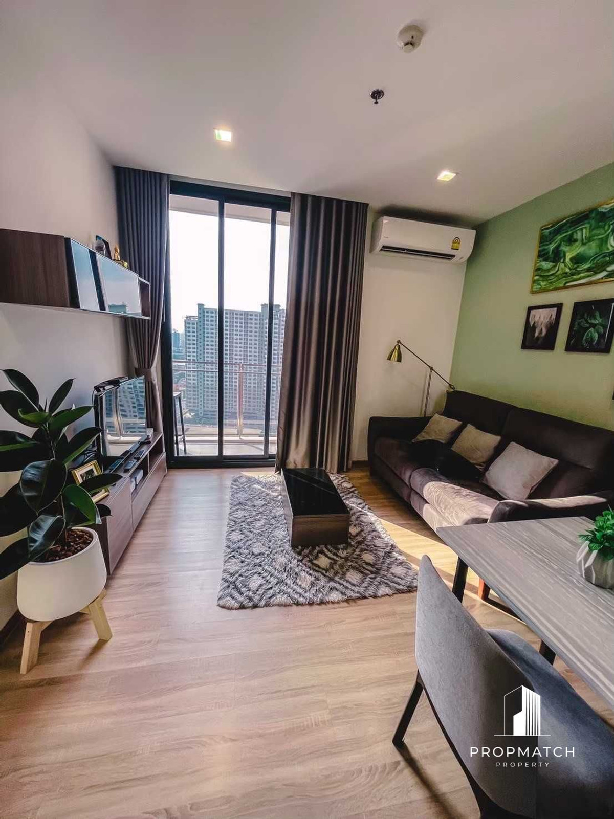 ขายคอนโดสะพานควาย จตุจักร :  ✨Flash Deal ✨The Line Phahol - Pradipat  ( 1Bed 1Bath 37.6SQM.) พร้อมอยู่ ! เพียง  5,800,000 บาท Tel.0981315848 @propmatch