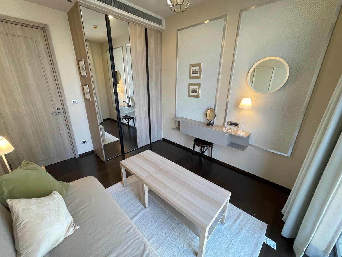 For RentCondoSukhumvit, Asoke, Thonglor : RENT : 1 Bedroom 1 Working room 2 Bathrooms | size 80 sq.m. FL.21 | balcony facing north by city view | The XXXIX Sukhumvit 39