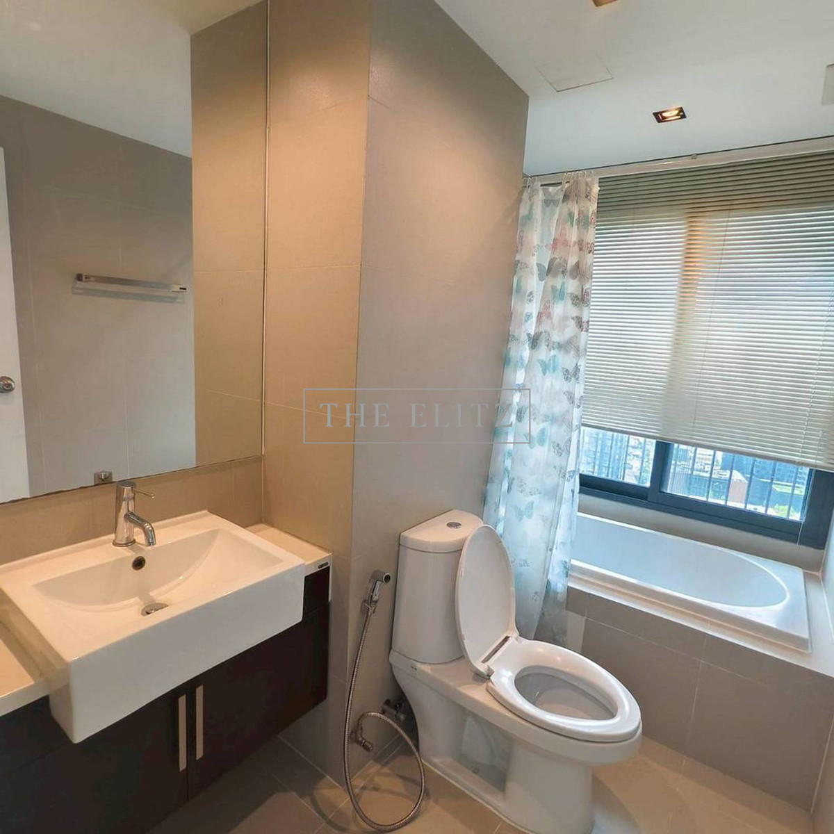 For RentCondoSukhumvit, Asoke, Thonglor : ✨ Connect every trip. Noble Remix has a Skywalk connecting directly to the building. Dont be afraid of the sun. Dont be afraid of the rain ❤️