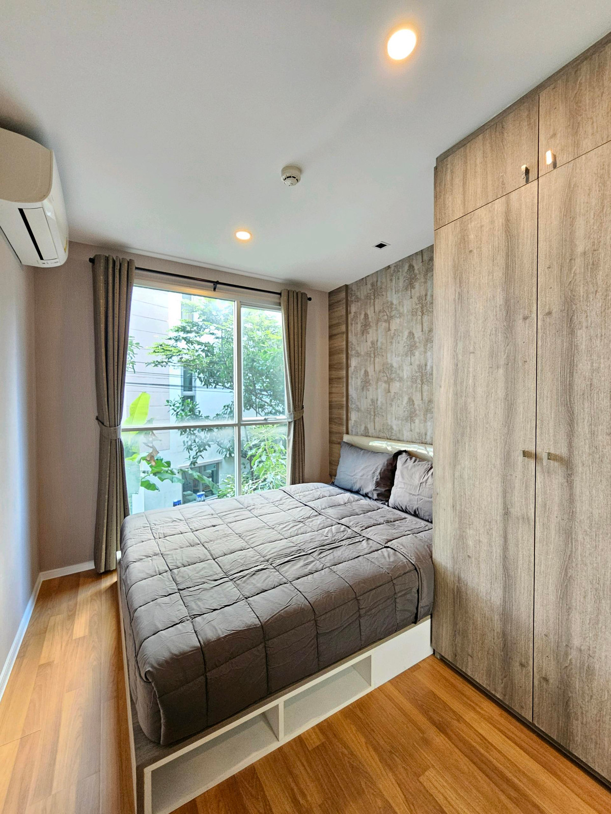 ขายคอนโดบางนา แบริ่ง ลาซาล : ✨ ขายด่วน! ลุมพินี เพลส บางนา กม.3 ✨คอนโดใหม่เอี่ยม ไม่เคยเข้าอยู่ ตกแต่งสวย บิ๊วอินครบ พร้อมอยู่ทันที ระเบียงหันหน้าทิศเหนือไม่ร้อน