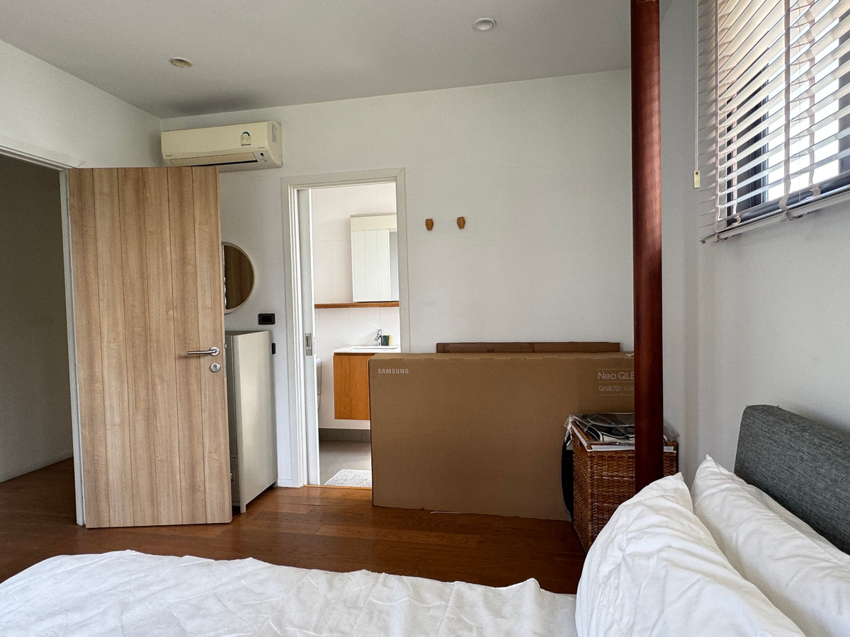 ขายลาดพร้าว เซ็นทรัลลาดพร้าว : 👑👑ขายบ้านแฝด 4 ชั้น ทำเลดีมาก ใกล้ทางด่วนวิภาวดี  4 ห้องนอน 👑👑