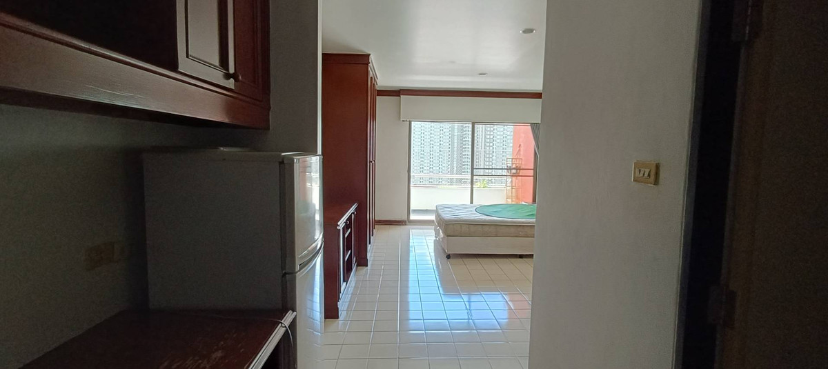 ให้เช่าคอนโดบางนา แบริ่ง ลาซาล : คอนโดคันทรี่ทาวเวอร์ ตึกB ถ.สรรพาวุธ ใกล้BTS บางนา , อุดมสุข