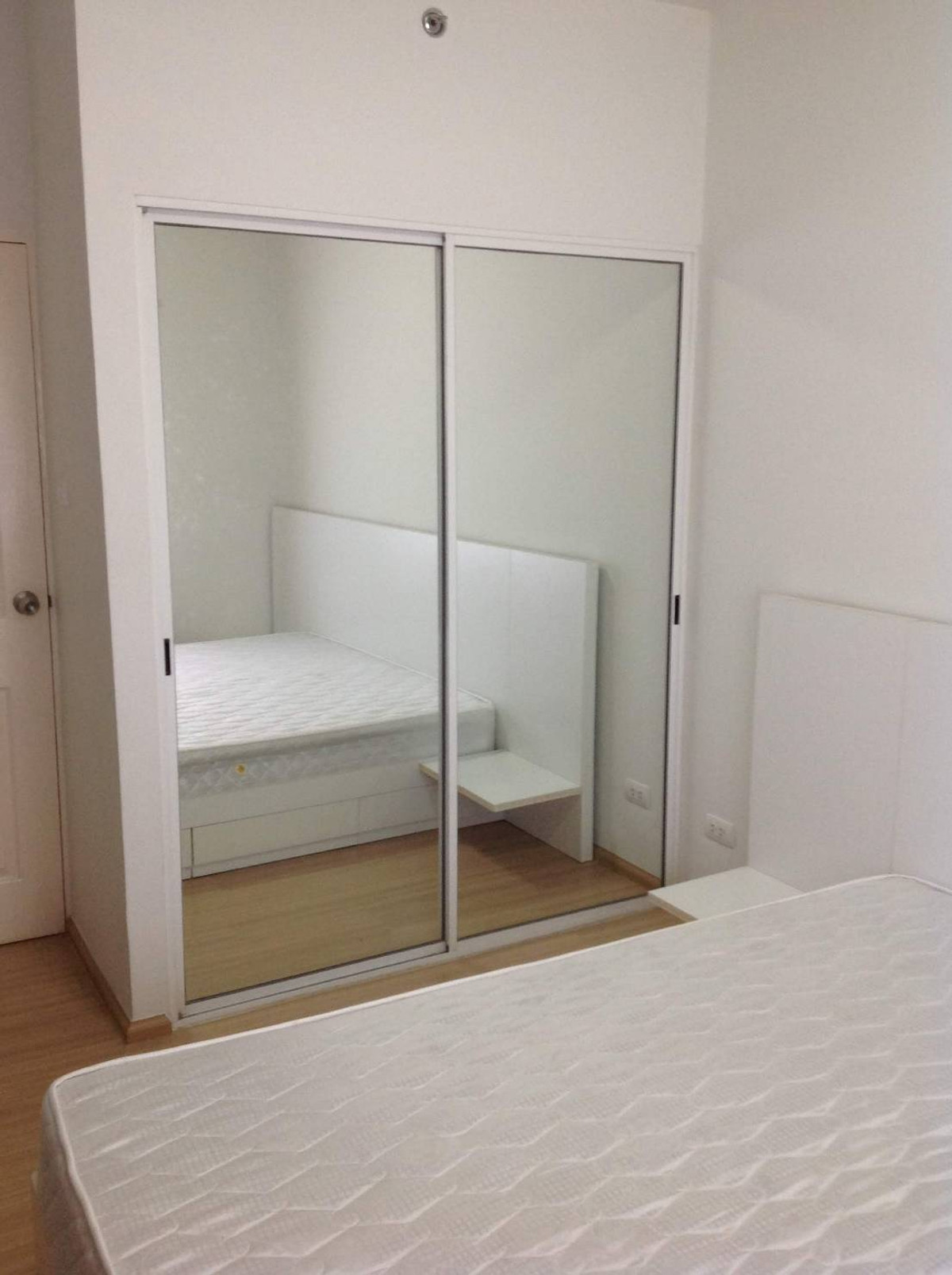 For RentCondoRama9, Petchburi, RCA : !! Beautiful room for rent, Condo A Space Asoke-Ratchada, near MRT Rama 9.