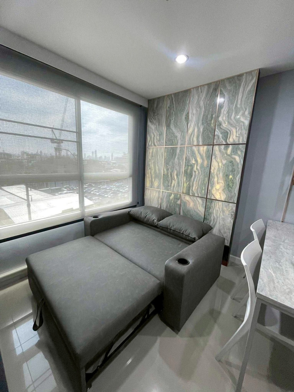 ให้เช่าคอนโดวงเวียนใหญ่ เจริญนคร : 🏠 ใกล้ ศิริราช เพียง 1 กิโลเมตร📍 ให้เช่า ดีบุรา พรานนก🔥