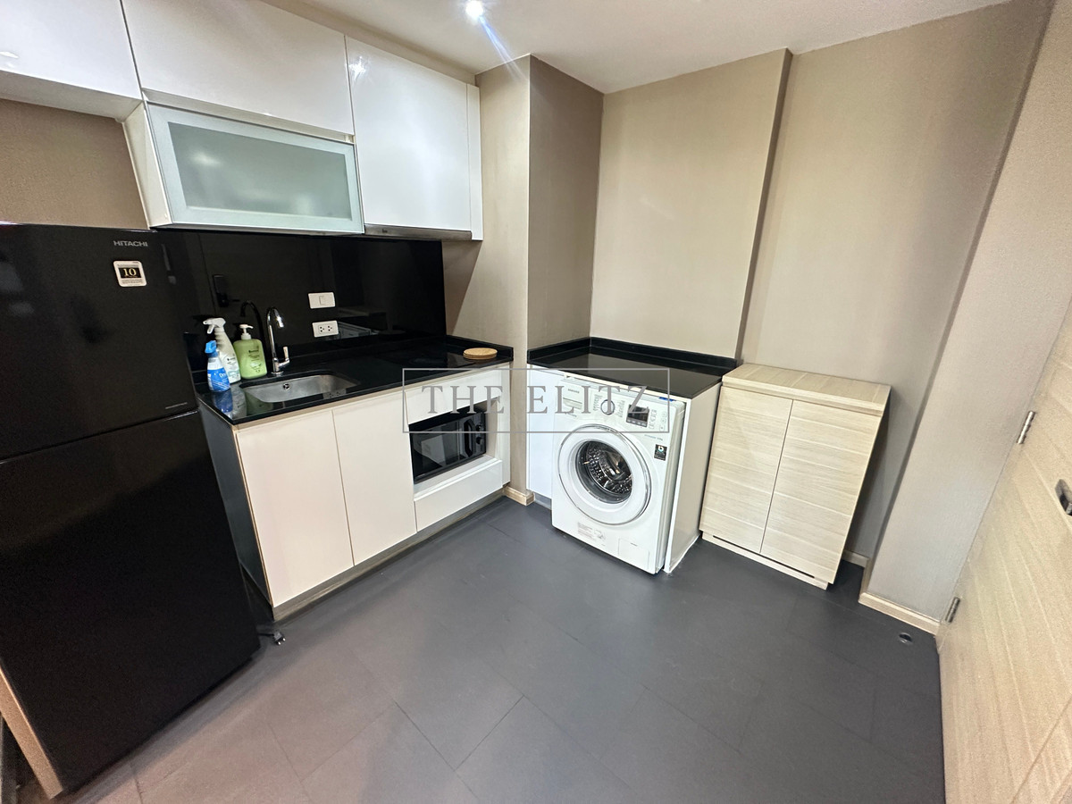 For RentCondoSilom, Saladaeng, Bangrak : ✨ Private Oasis ✨ Klass Silom, small units, not chaotic, quiet atmosphere like being at home in the heart of the city 🎉