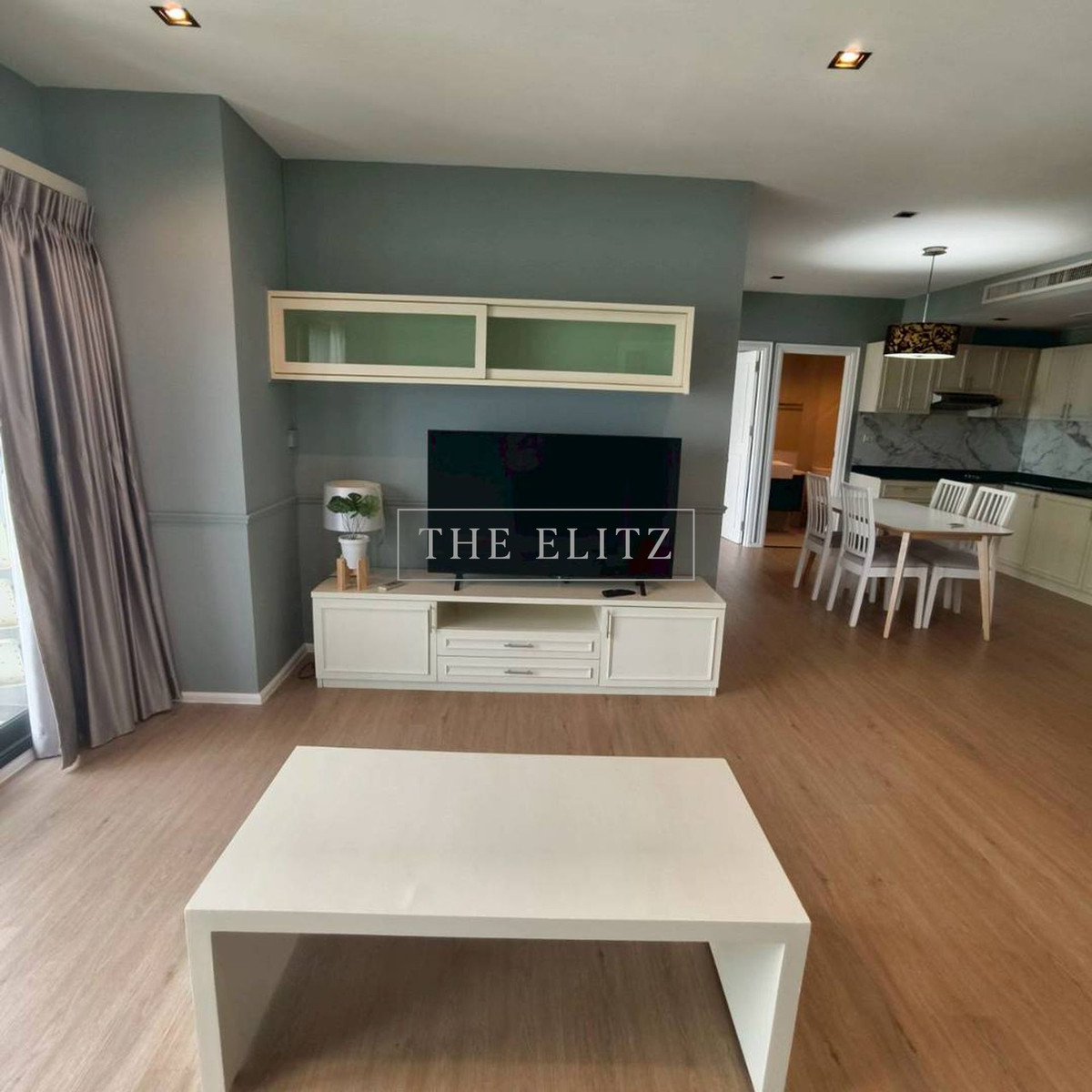 For RentCondoSukhumvit, Asoke, Thonglor : ✨ Connect every trip. Noble Remix has a Skywalk connecting directly to the building. Dont be afraid of the sun. Dont be afraid of the rain ❤️