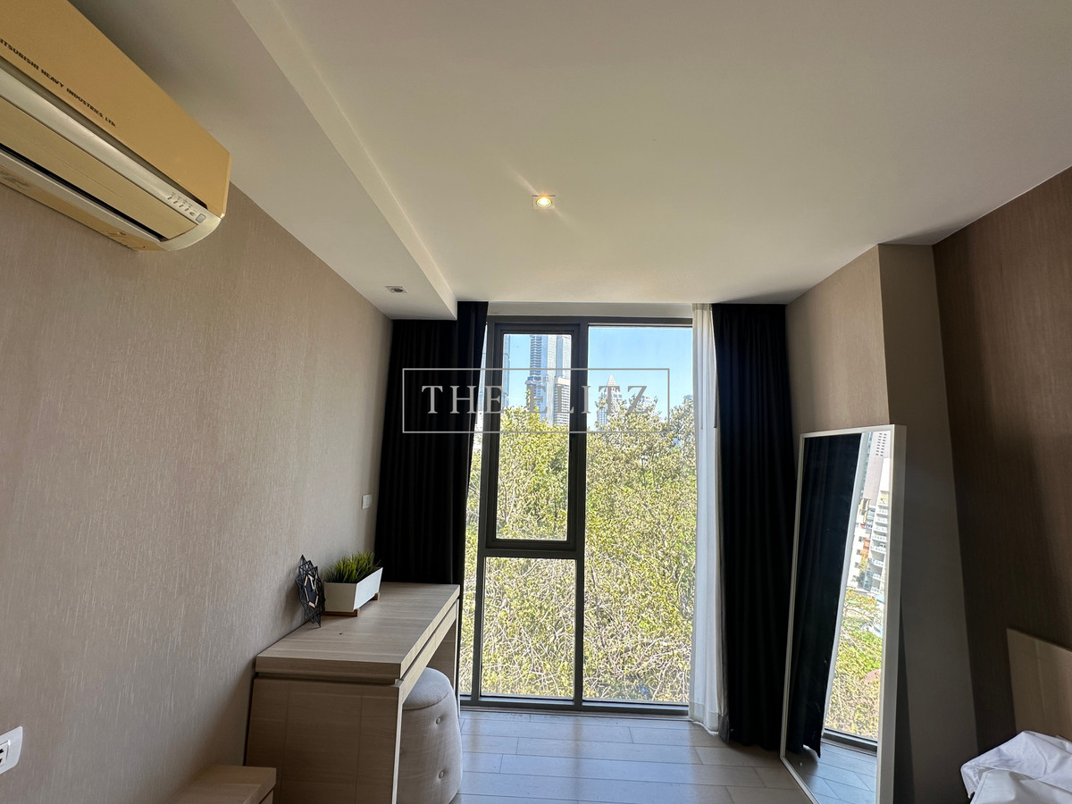 For RentCondoSilom, Saladaeng, Bangrak : ✨ Private Oasis ✨ Klass Silom, small units, not chaotic, quiet atmosphere like being at home in the heart of the city 🎉