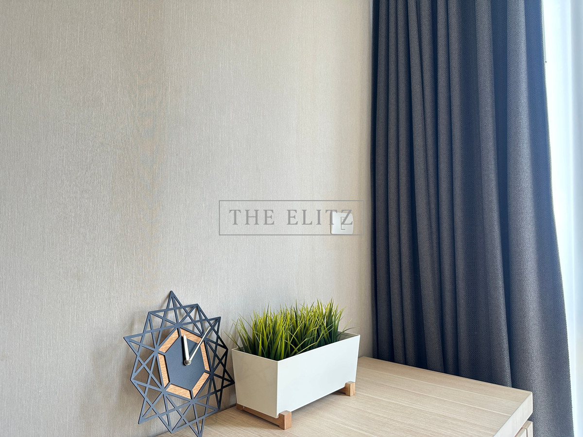 For RentCondoSilom, Saladaeng, Bangrak : ✨ Private Oasis ✨ Klass Silom, small units, not chaotic, quiet atmosphere like being at home in the heart of the city 🎉