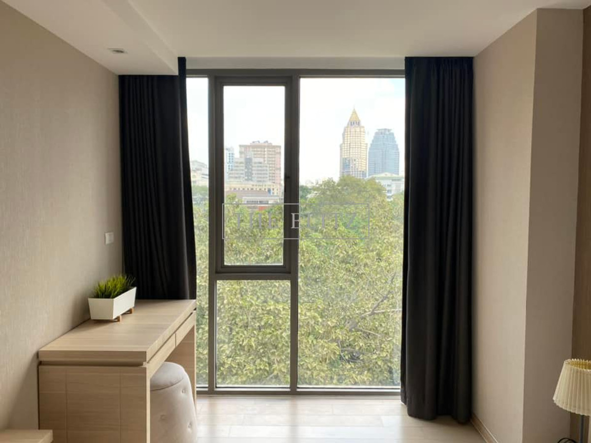 For RentCondoSilom, Saladaeng, Bangrak : ✨ Private Oasis ✨ Klass Silom, small units, not chaotic, quiet atmosphere like being at home in the heart of the city 🎉