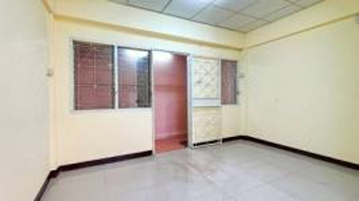 ขายทาวน์โฮมนนทบุรี บางใหญ่ บางบัวทอง : 🚆 บ้านใกล้รถไฟฟ้า MRT  ผ่อนสบาย ๆ สำหรับคนทำงานรุ่นใหม่ บ้านรีโนเวททาสีใหม่ ราคา 1.75 ล้านบาท