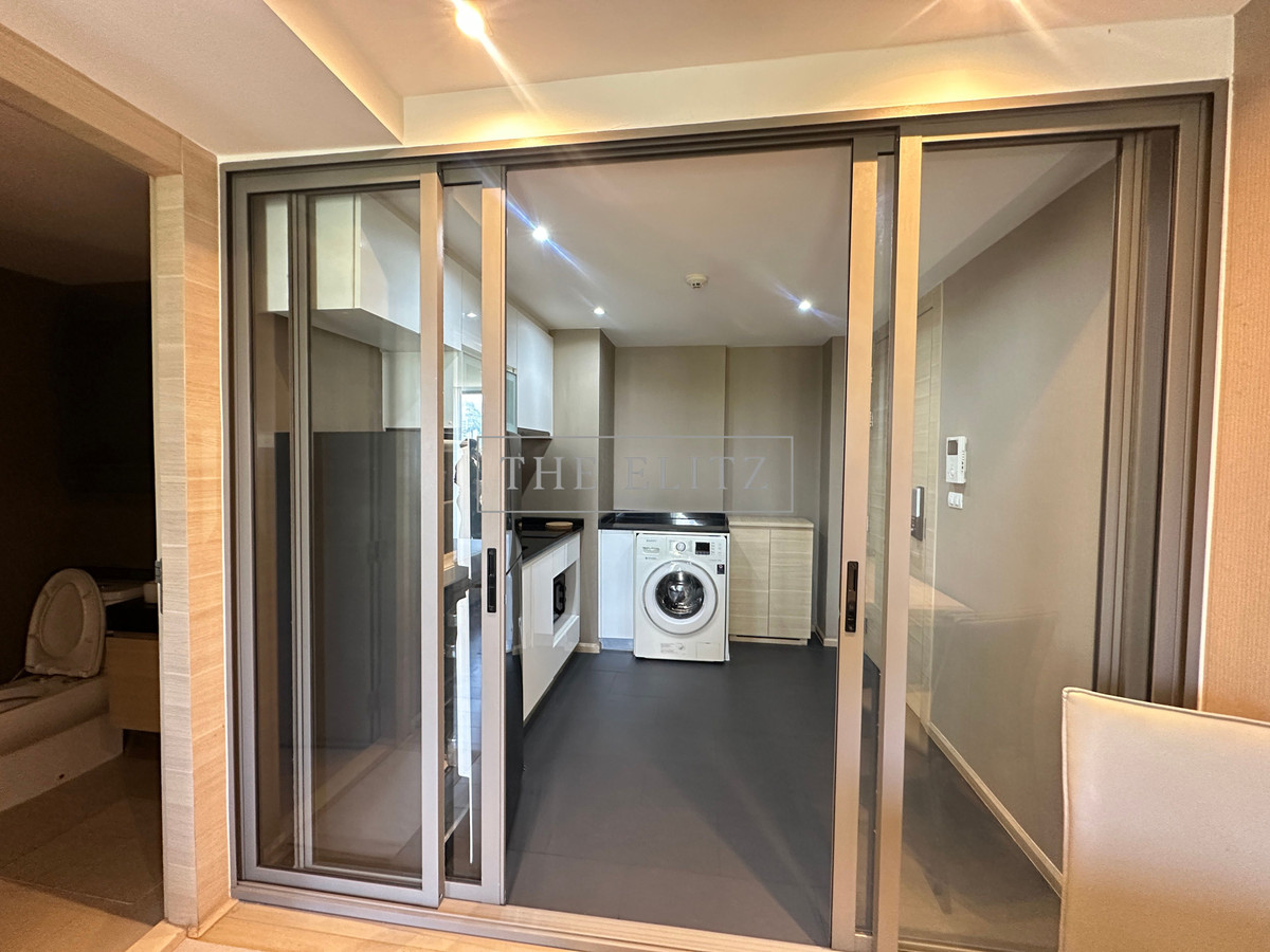 For RentCondoSilom, Saladaeng, Bangrak : ✨ Private Oasis ✨ Klass Silom, small units, not chaotic, quiet atmosphere like being at home in the heart of the city 🎉