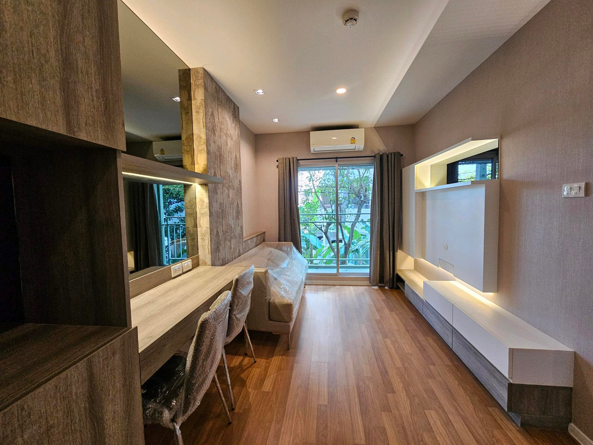 ขายคอนโดบางนา แบริ่ง ลาซาล : ✨ ขายด่วน! ลุมพินี เพลส บางนา กม.3 ✨คอนโดใหม่เอี่ยม ไม่เคยเข้าอยู่ ตกแต่งสวย บิ๊วอินครบ พร้อมอยู่ทันที ระเบียงหันหน้าทิศเหนือไม่ร้อน