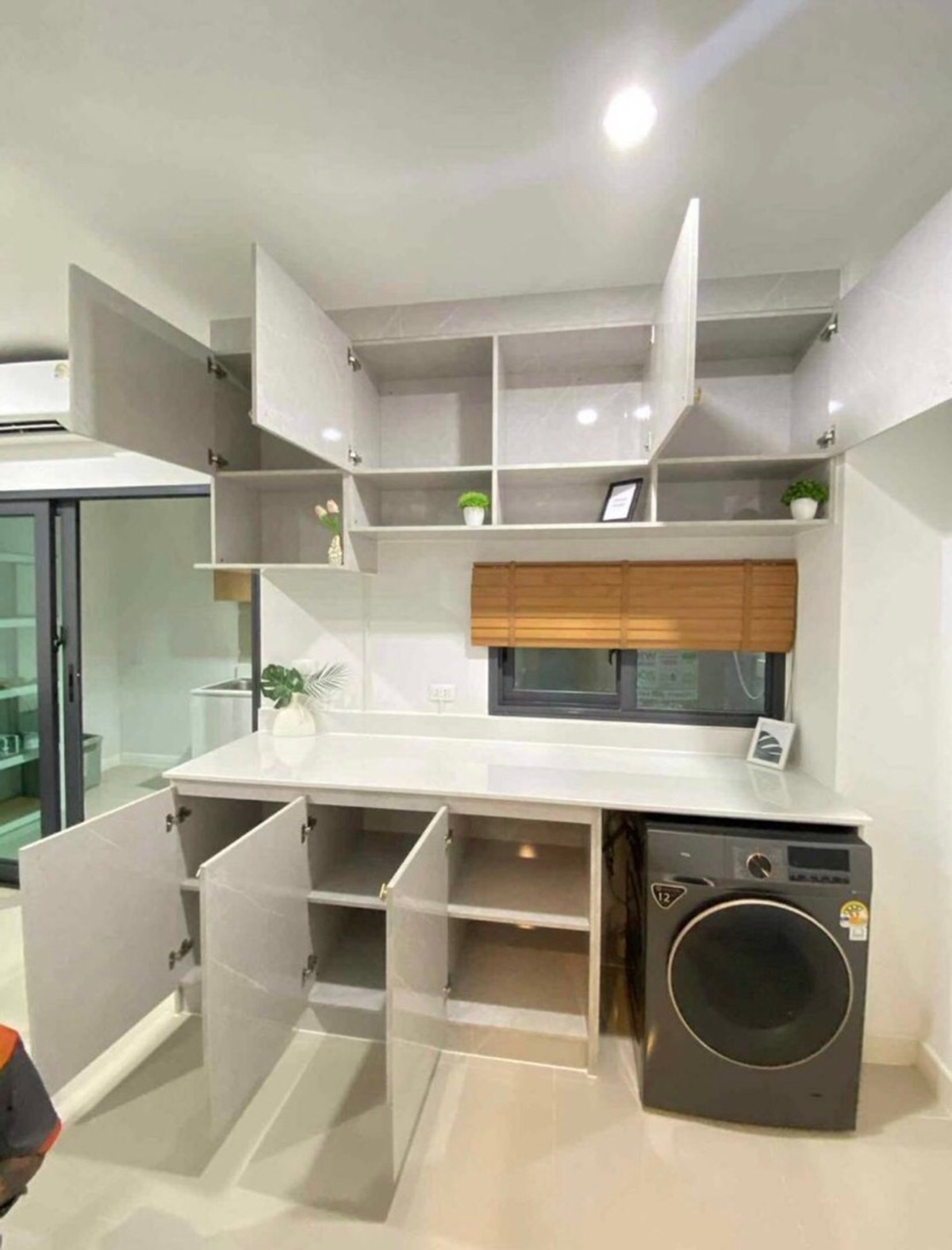 ให้เช่าทาวน์โฮมมีนบุรี-ร่มเกล้า : ให้เช่า บ้านกลางเมือง ทาวน์โฮม รามคำแหง 174 มีนบุรี กรุงเทพ