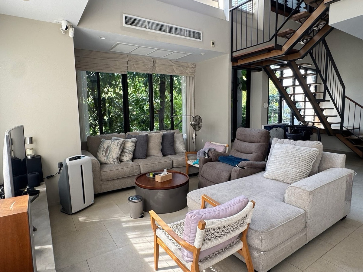 For SaleHouseSapankwai,Jatujak : Garden-Style Twin House Offering Privacy and Tranquility in the Heart of Vibhavadi