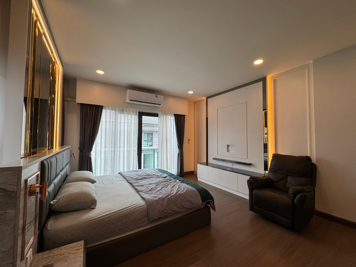 For RentHouseBangna, Bearing, Lasalle : The City Bangna / 5 bedrooms (FOR RENT), The City Bangna / 5 Bedrooms (FOR RENT) YOK024